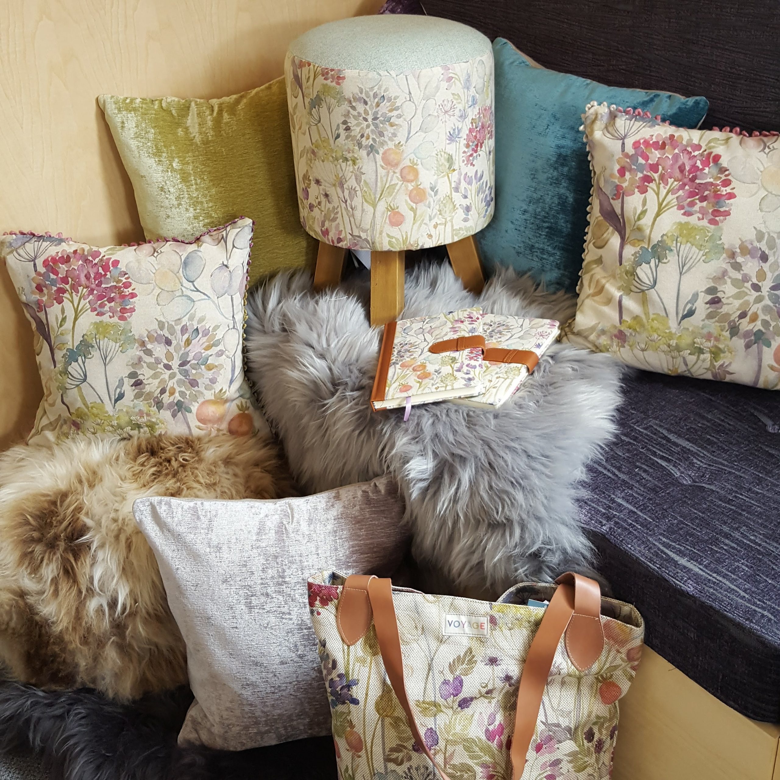 hedgrow setting and stool 13 – RESIZED SQUARE